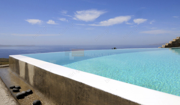 Πισίνα - Swimming pool